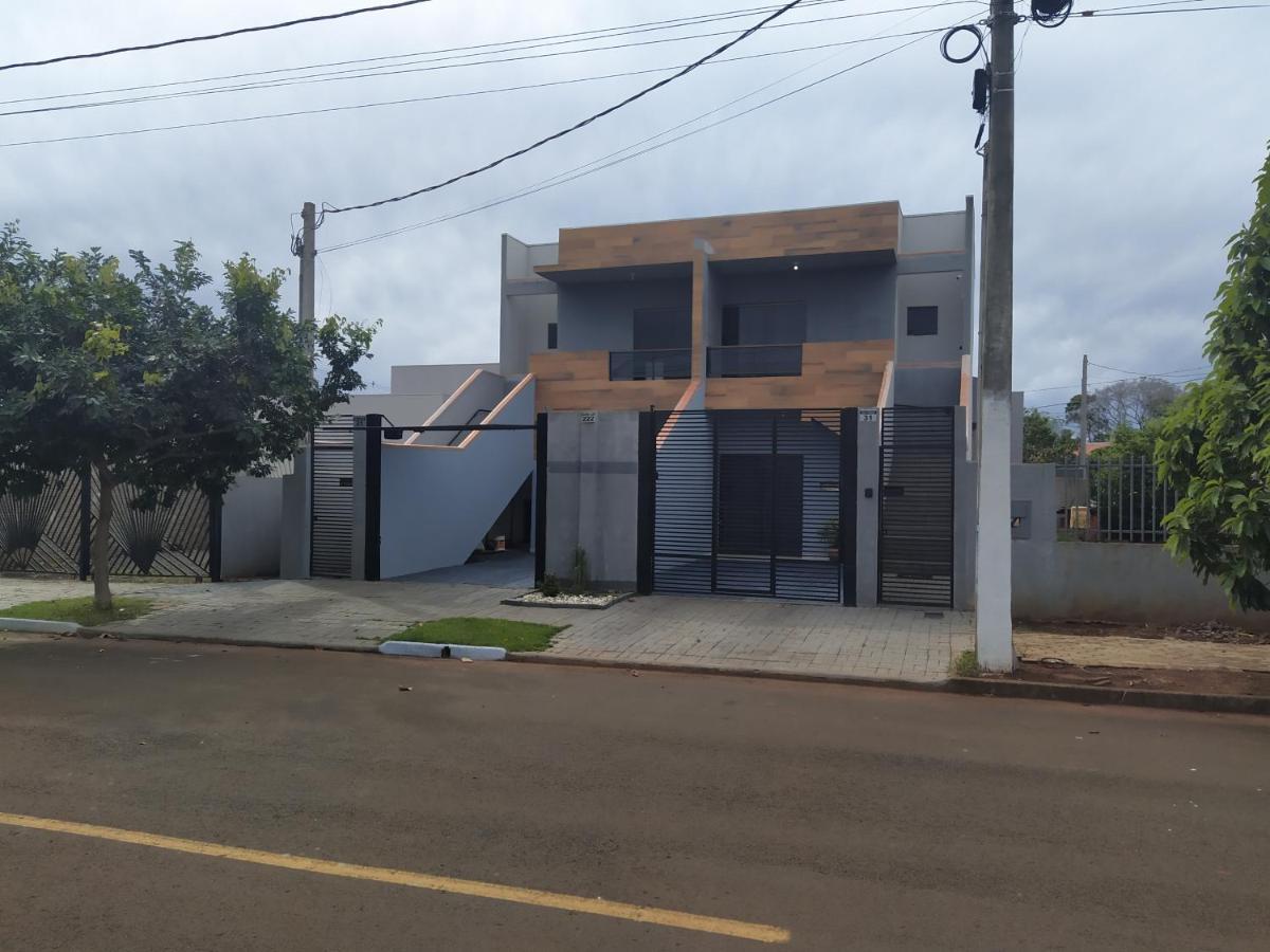 Casa Proximo Argentina, Aeroporto , Cataratas, Shopping Catuai Apartment ฟอสดูอีกวาซู ภายนอก รูปภาพ